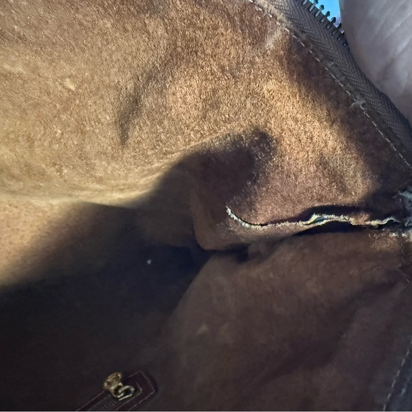 Authentic Fendi Messenger Bag - Picture 11 of 11